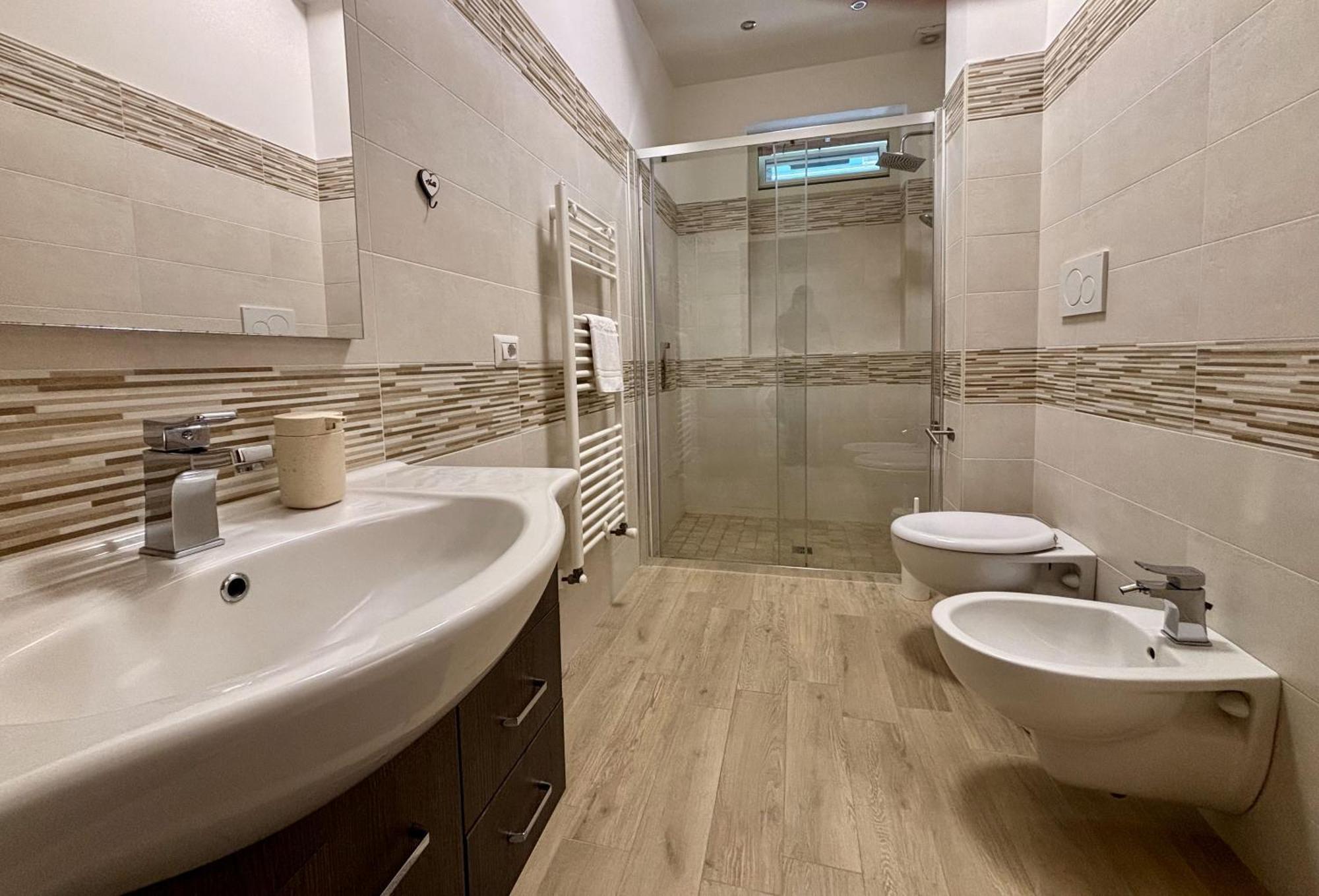 Zezzella By In Puglia Service Locorotondo Exterior photo
