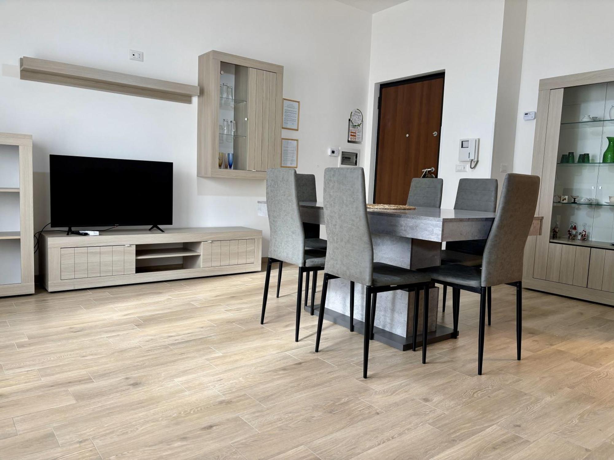 Zezzella By In Puglia Service Locorotondo Exterior photo